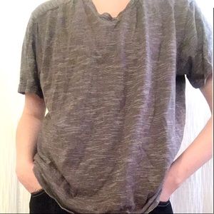 Men’s grey V neck  tee